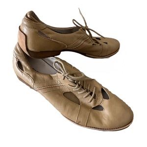 Design Woman’s Beige Comfort Shoes, Sz EU 40, Made In Italy
